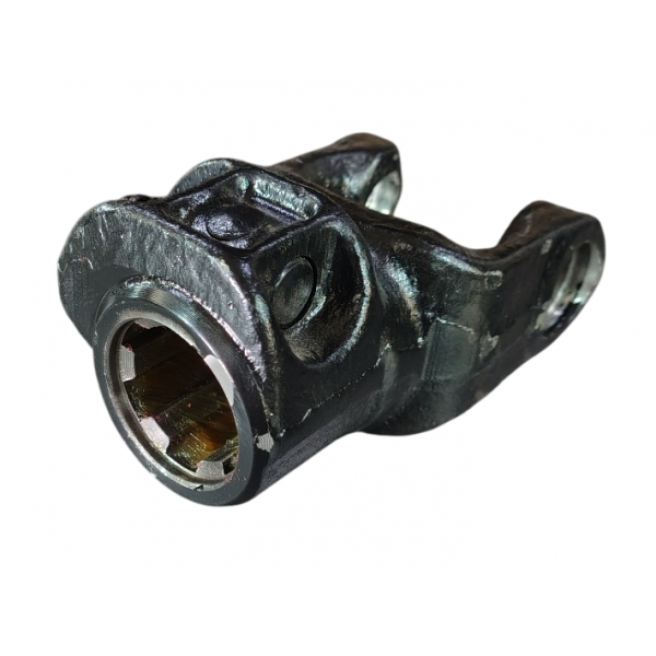 Шліцьова вилка карданного валу 6 шліців (35x29x6 мм) під хрестовину 27x70 мм